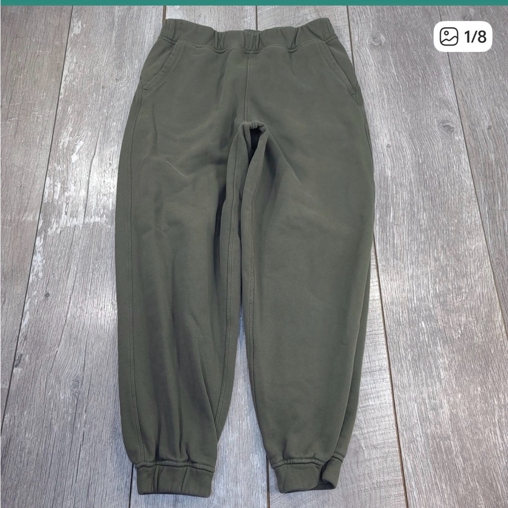lululemon relaxed fit carob brown Joggers